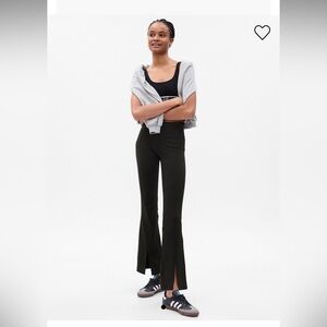 GapFit Sky High Rise Power Split-Hem Leggings